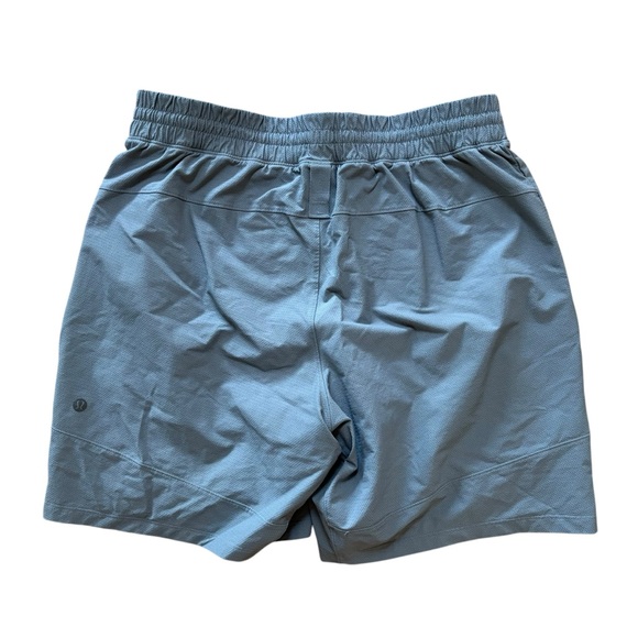 Lululemon Men Surge Lined Shorts Size Medium - Picture 2 of 4